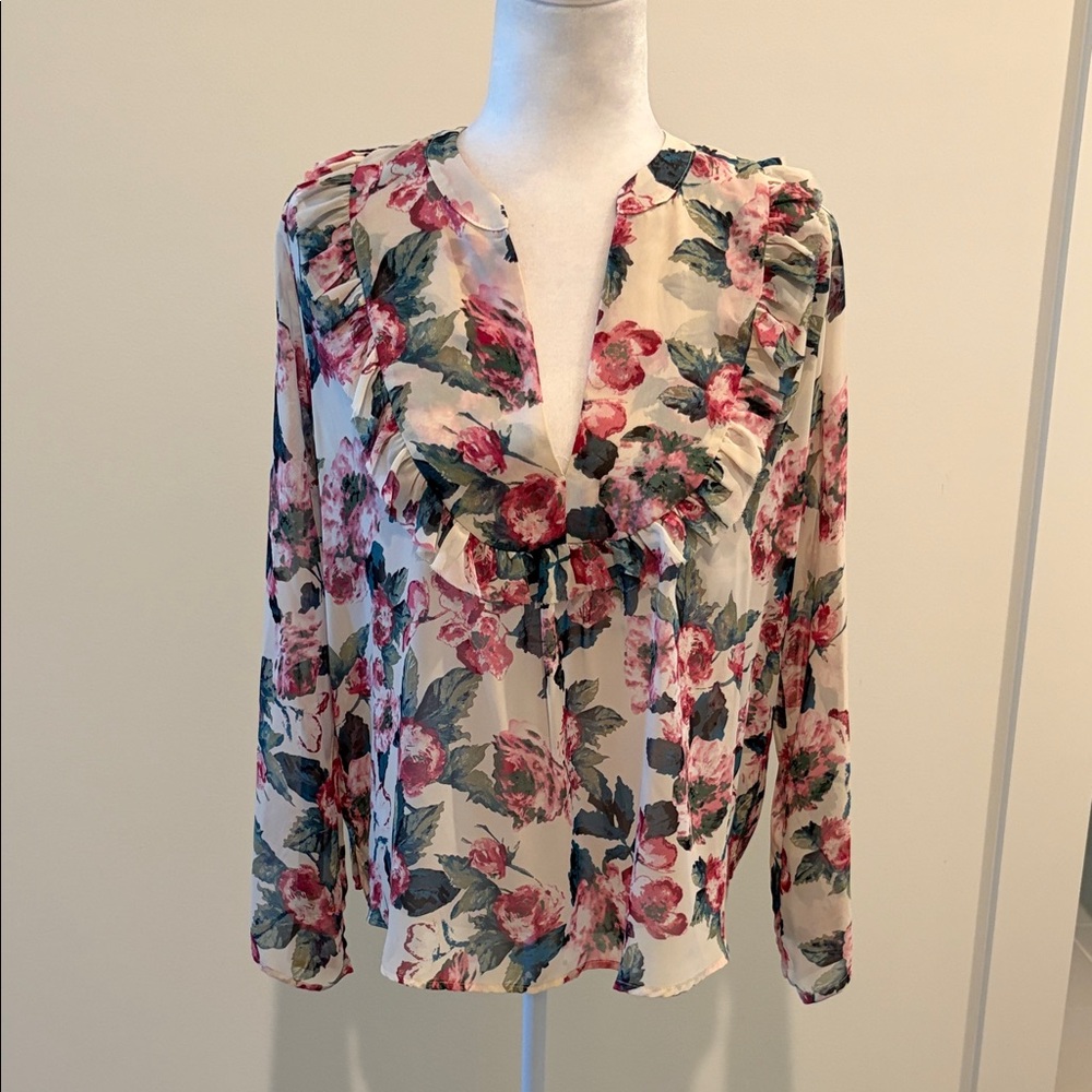 NWT Evereve Allison Joy Kristy Ruffle Top Sz M